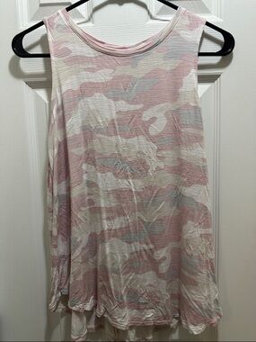 Old Navy Pink & Cream Camo Sleeveless Swing Tank